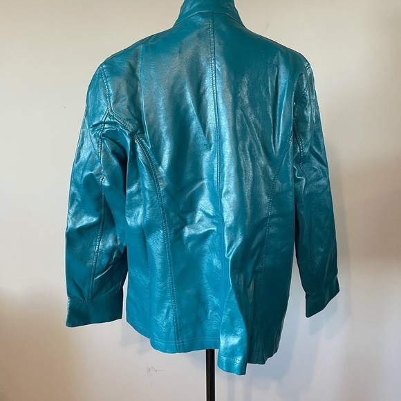 CJ Banks teal jacket in pleather type material in a size 1X - Picture 4 of 13